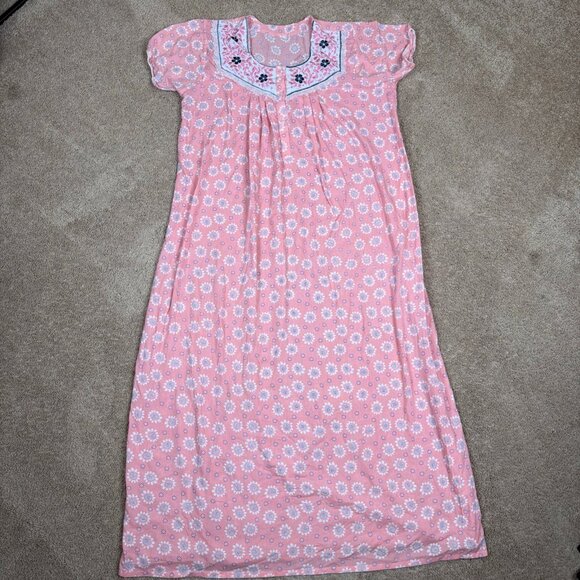 Other - Vtg Nightgown Womens XL Pink Daisy Embroidered Lace CottageCore Traditional Maxi